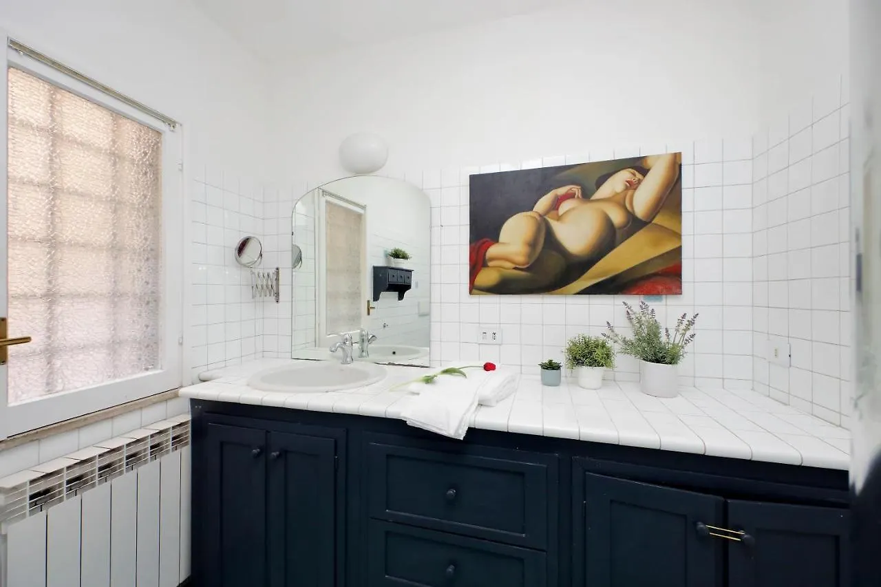 Monti Spacious Apartment 2 Rom 0*,  Italien